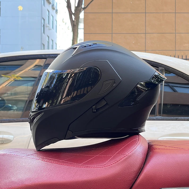 RiderFlex™ Pro — Modular Flip-Up Motorcycle Helmet with Dual Visor