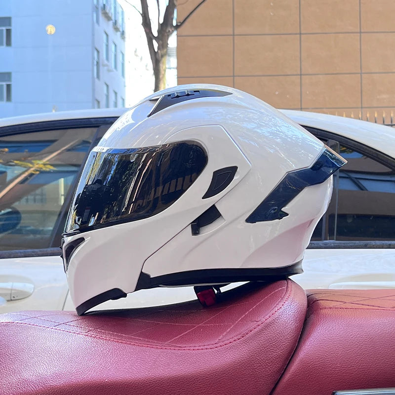RiderFlex™ Pro — Modular Flip-Up Motorcycle Helmet with Dual Visor
