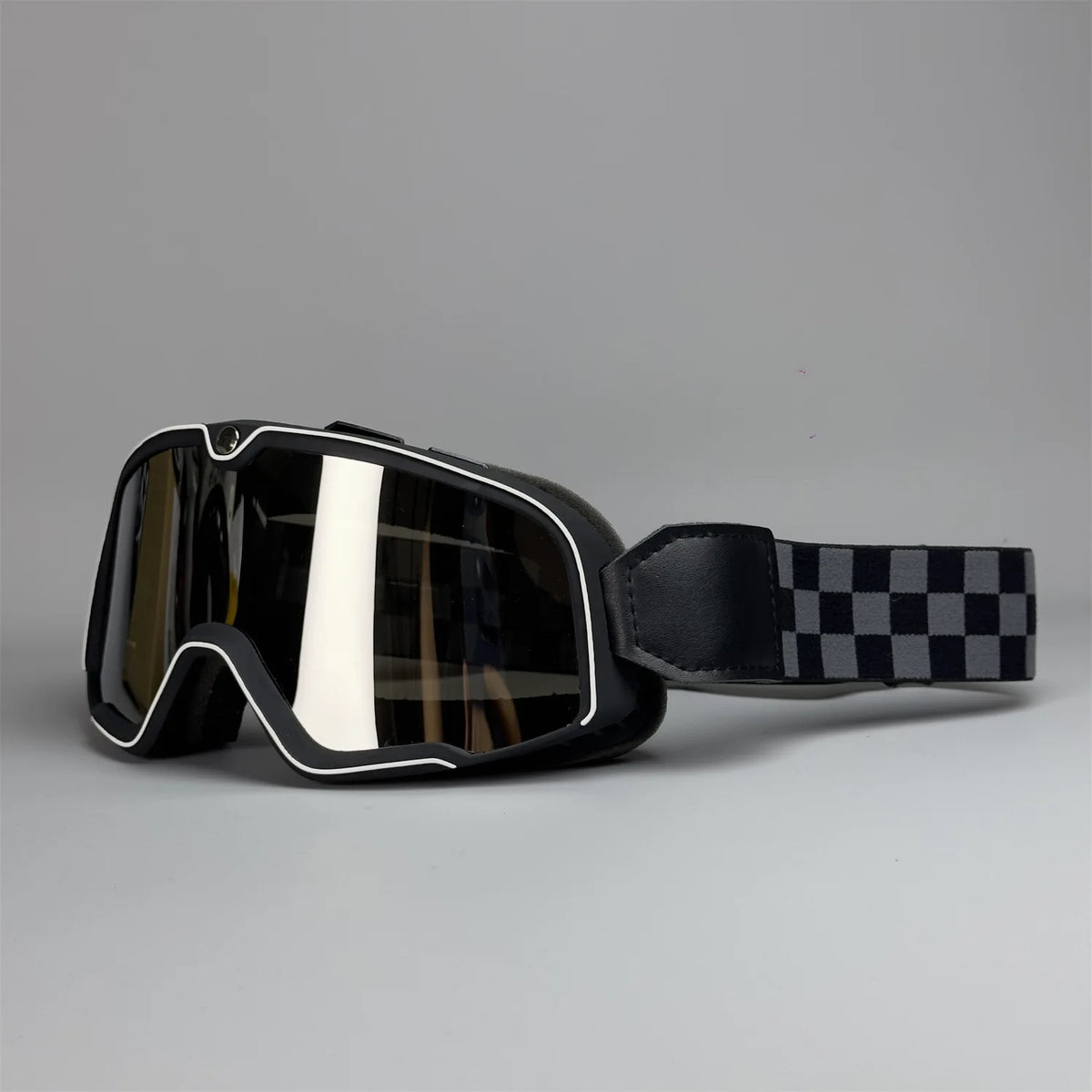 MotoVision Retro™ – Vintage Protective Goggles for Motorbike Riders