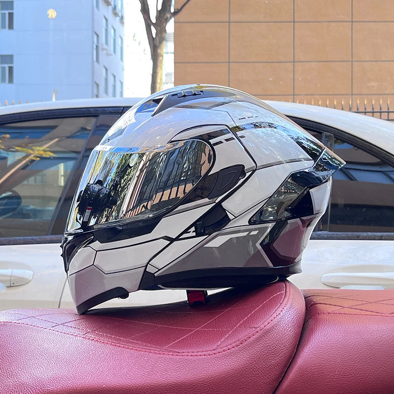 RiderFlex™ Pro — Modular Flip-Up Motorcycle Helmet with Dual Visor