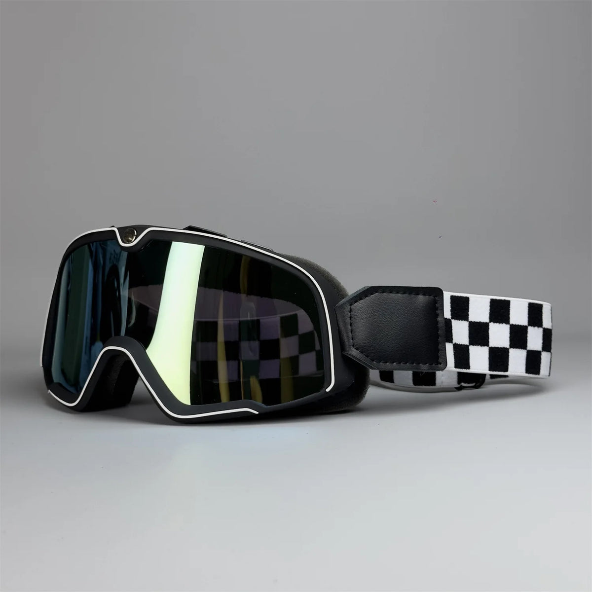 MotoVision Retro™ – Vintage Protective Goggles for Motorbike Riders