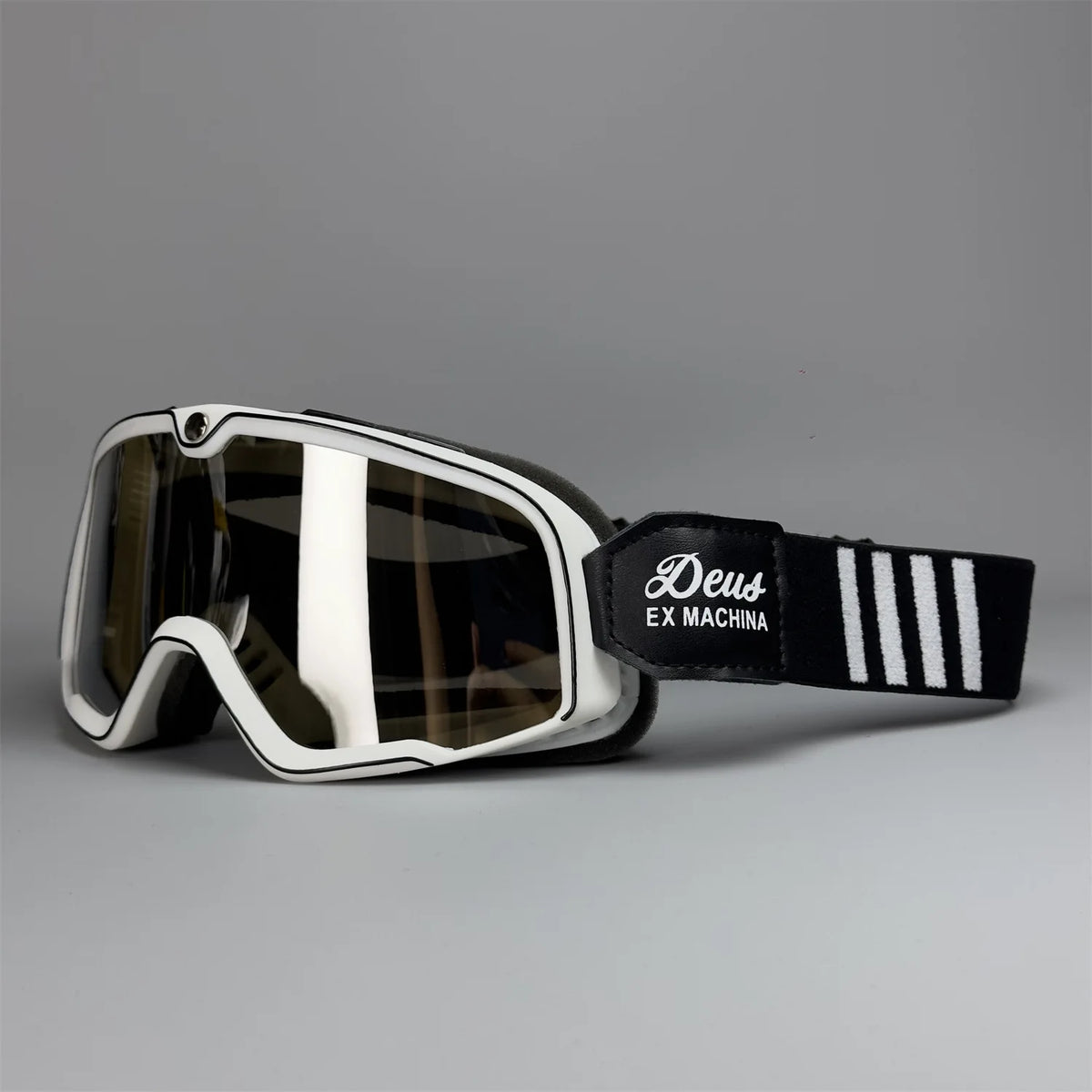 MotoVision Retro™ – Vintage Protective Goggles for Motorbike Riders