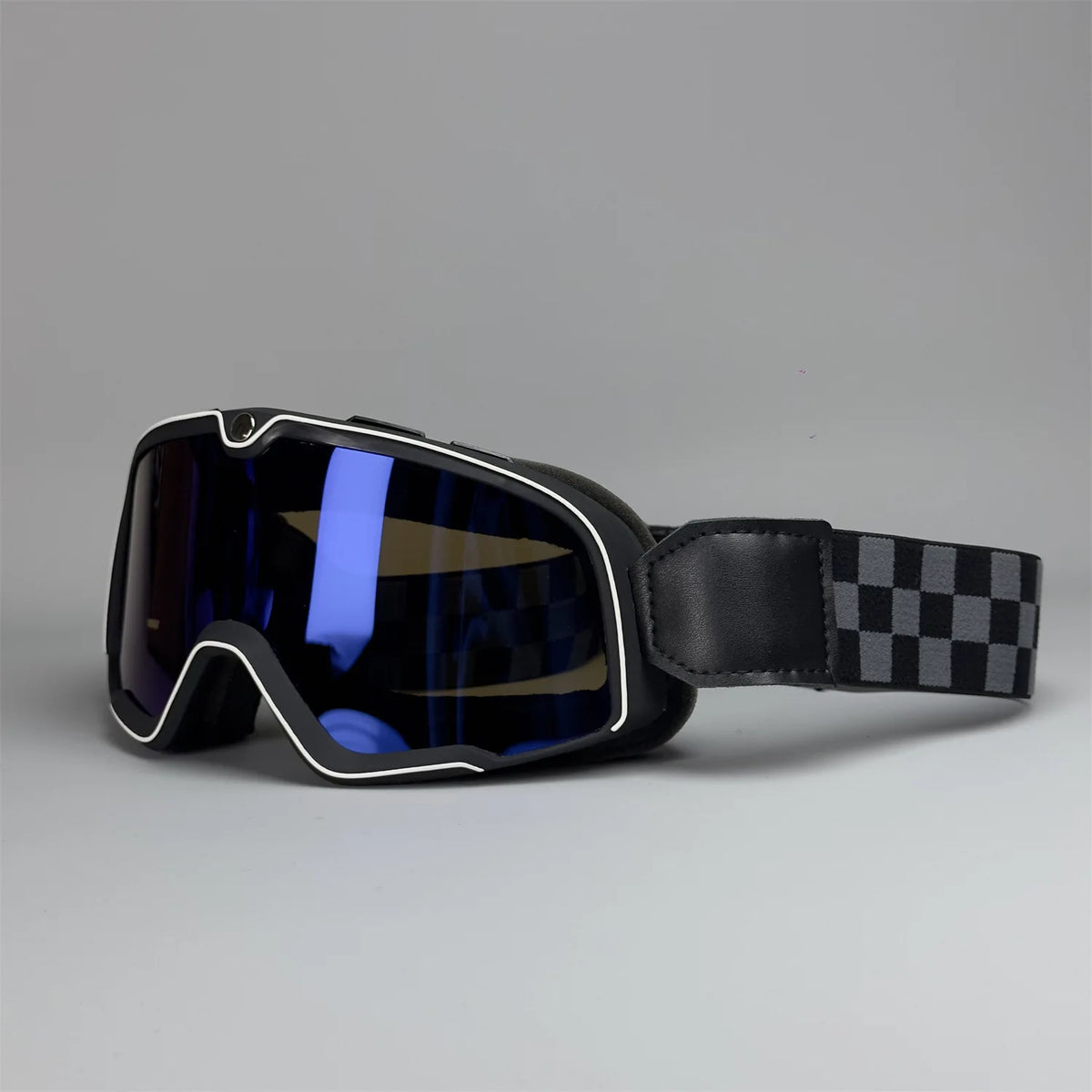 MotoVision Retro™ – Vintage Protective Goggles for Motorbike Riders